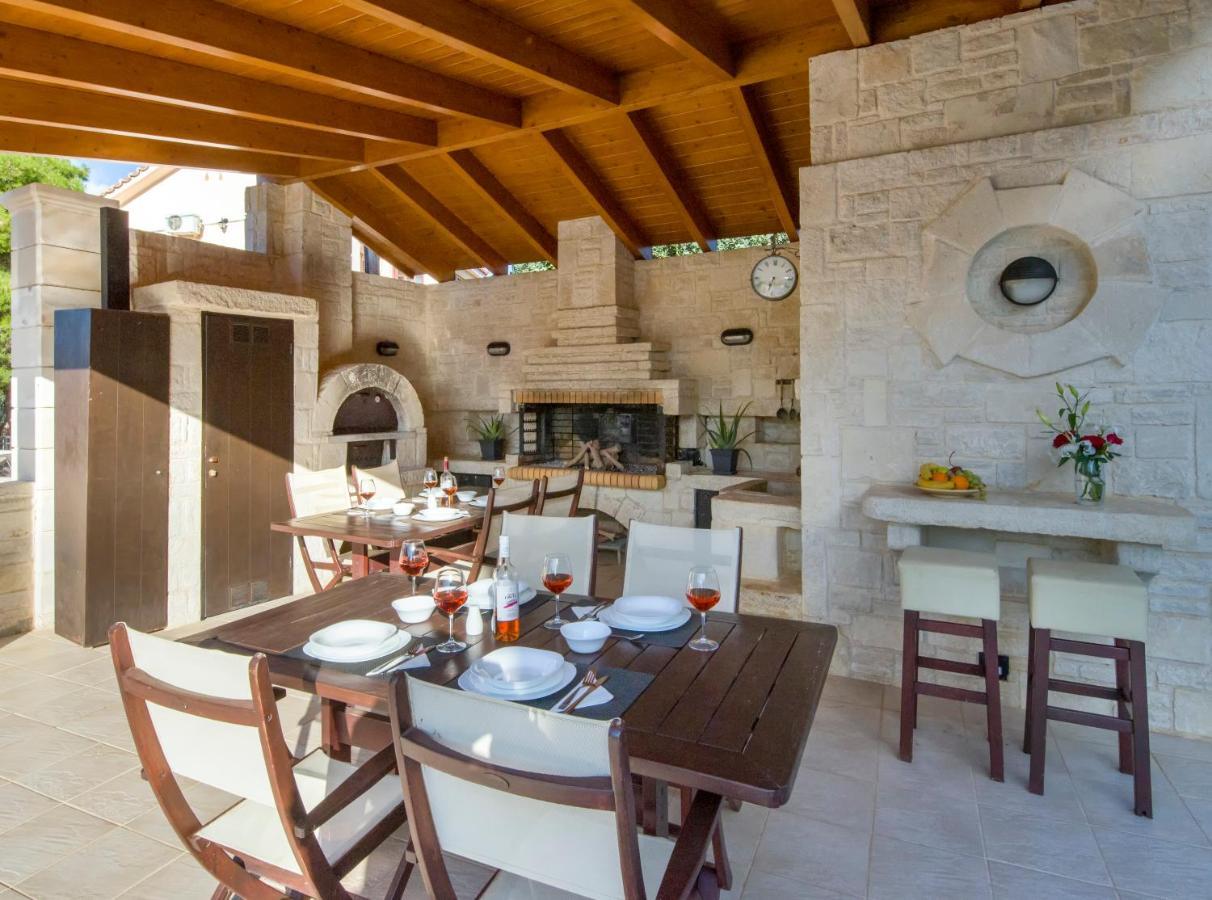 Artdeco Luxury Suites Korakiaí المظهر الخارجي الصورة
